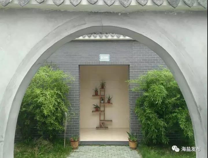便民舒适颜值高！海盐169座农村公厕焕新颜！(图2)
