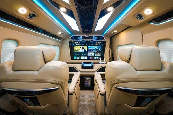 丰田海狮房车6座布局卫生间版丰田海狮工厂(图4)