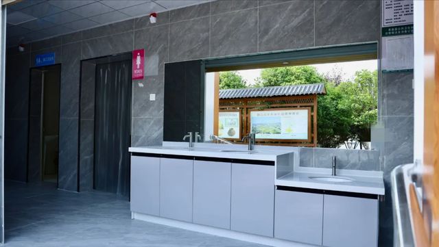 阜阳阜南：“小公厕”牵动“大民生”(图1)
