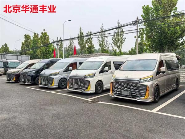 2025款丰田海狮6座商务车最新价格优惠多少(图1)