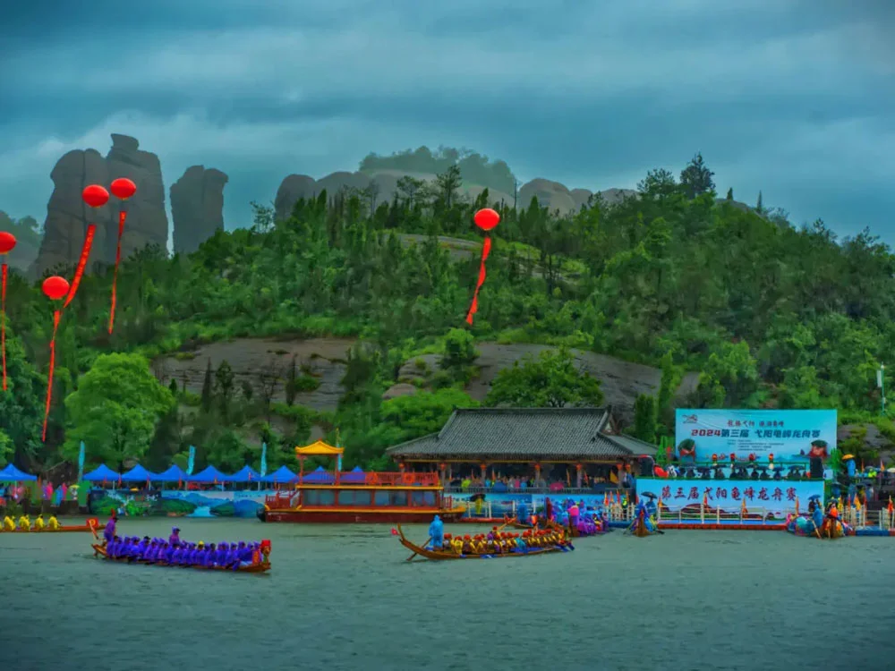 Kaiyun体育网站：持续突破龟峰景区打造县域旅游新高地(图2)