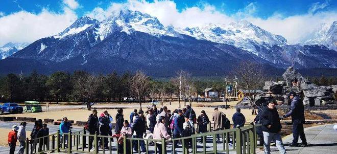Kaiyun（中国体育）：比雪山更暖！玉龙雪山景区宠客服务温暖每位游客心(图1)