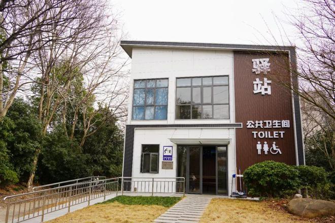 功能多样、服务升级！青浦这两座新建公厕亮点多(图1)