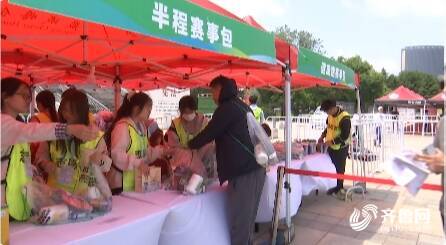 富康制药·2025寿光半程马拉松筹备工作就绪移动厕所、保障车辆全配齐(图1)