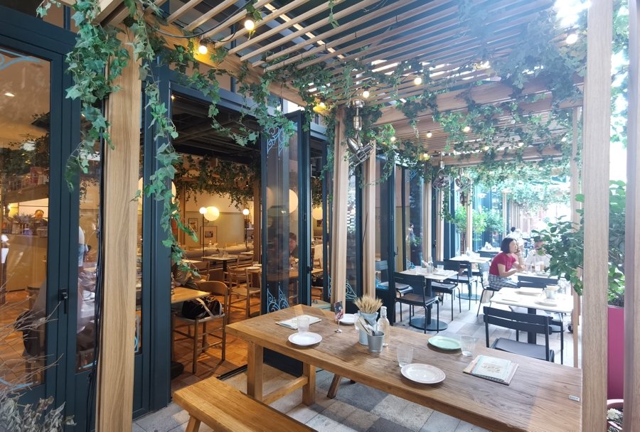 Kaiyun体育网站:上海各区划定设摊区域815个为提升城市“烟火气”寻找“最大公约数”(图7)