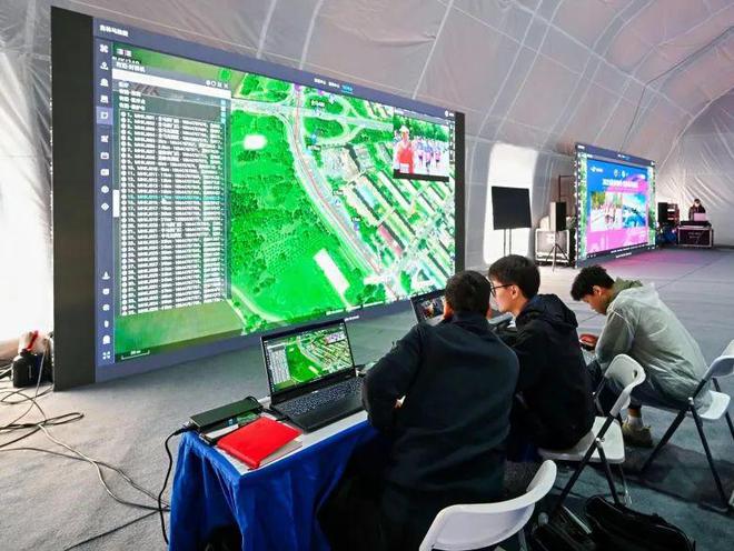 Kaiyun体育网站：2025吉林市马拉松两项赛会纪录被打破管油胜斩获中国籍选手冠军(图16)