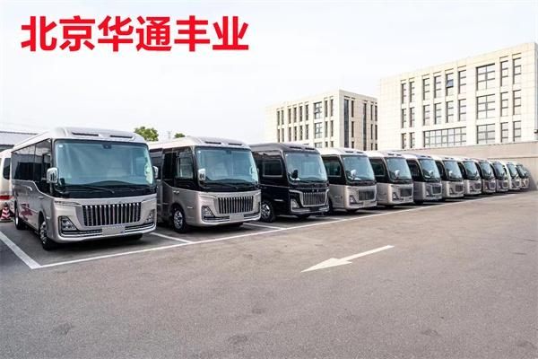 红旗国悦2025款红旗国悦9座带卫生间60万起(图2)