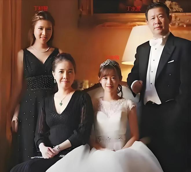 Kaiyun体育网站：特步大公主豪宅曝光！黄金马桶造价数十万洗手池也是黄金打造！(图2)