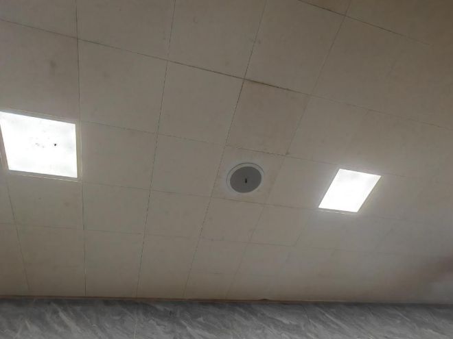 保障无人机灯光秀洁净舒心环境重庆市南岸区公厕品质再提升(图2)