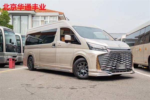 Kaiyun体育网站：丰田海狮9座最新报价进口丰田海狮报价及图片(图3)