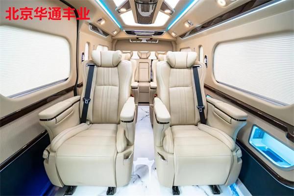 Kaiyun体育网站：丰田海狮9座最新报价进口丰田海狮报价及图片(图8)