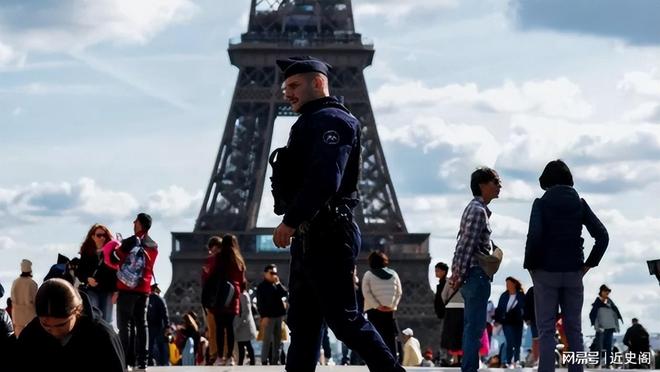 墙角上厕所会被罚500多元！被迫“憋尿”的出国游逼疯中国游客(图15)