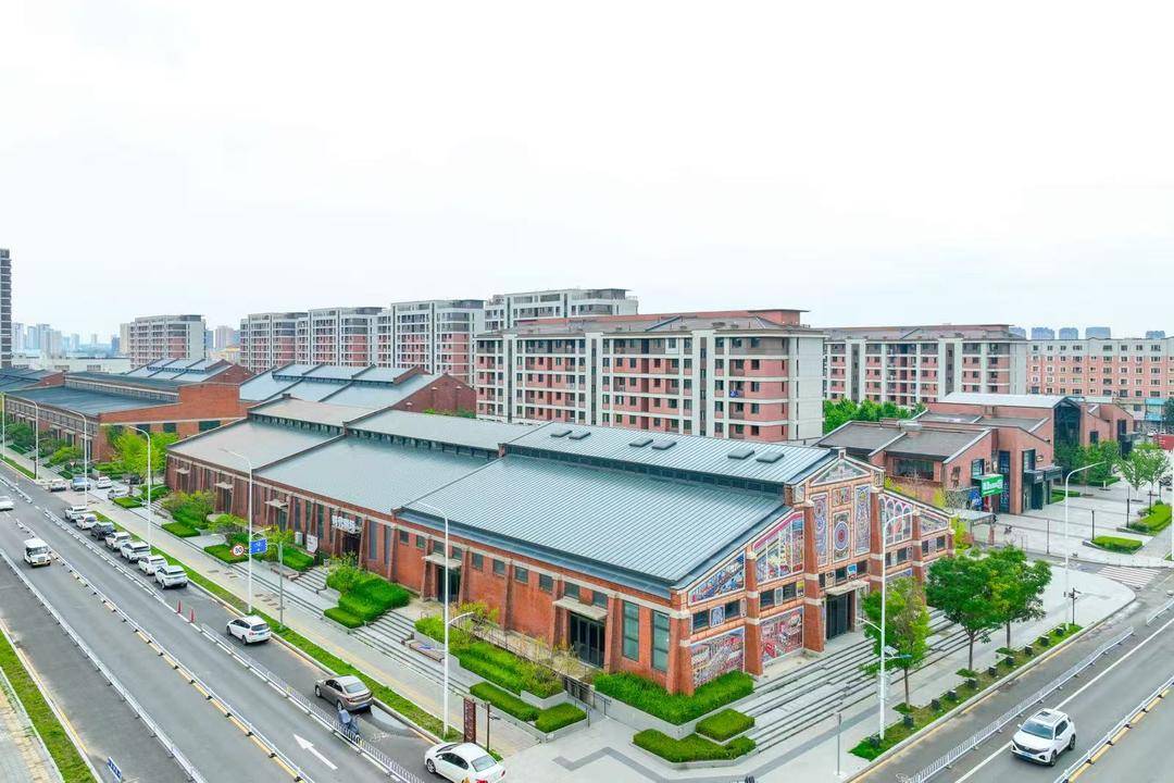 筑幸福之城！近三年辽宁改造老旧小区3026个(图1)