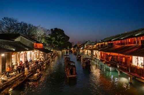 千万游客为何偏爱“商业乌镇”？(图5)