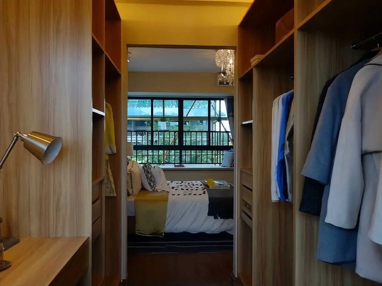 主卧带卫生间装修方案原来这样改造已成为一种时尚(图4)