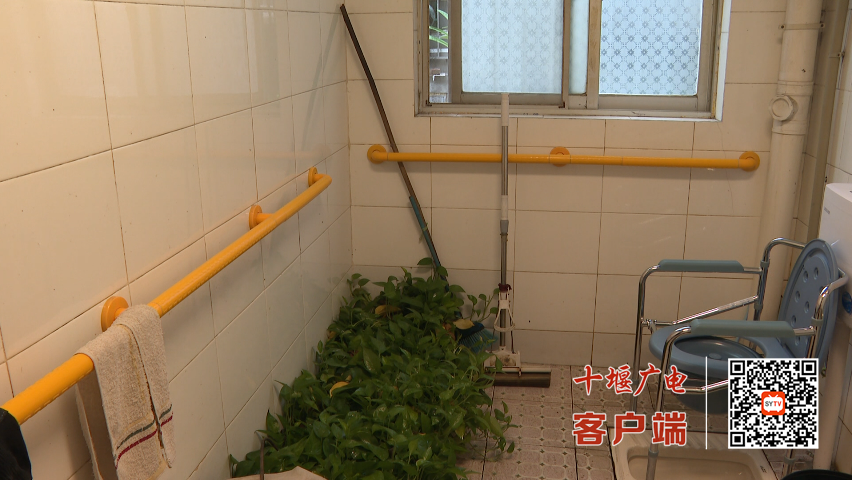 十堰经开区完成163户家庭适老化改造(图3)