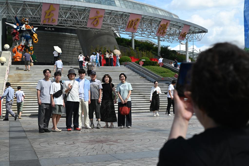 暑期入境游持续升温外国游客缘何日益钟爱“ChinaTravel”？(图2)