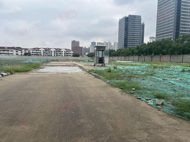 Kaiyun体育网站:保利外滩启PARK77售楼处发布:上海保利外滩启PARK匠造品质(图28)