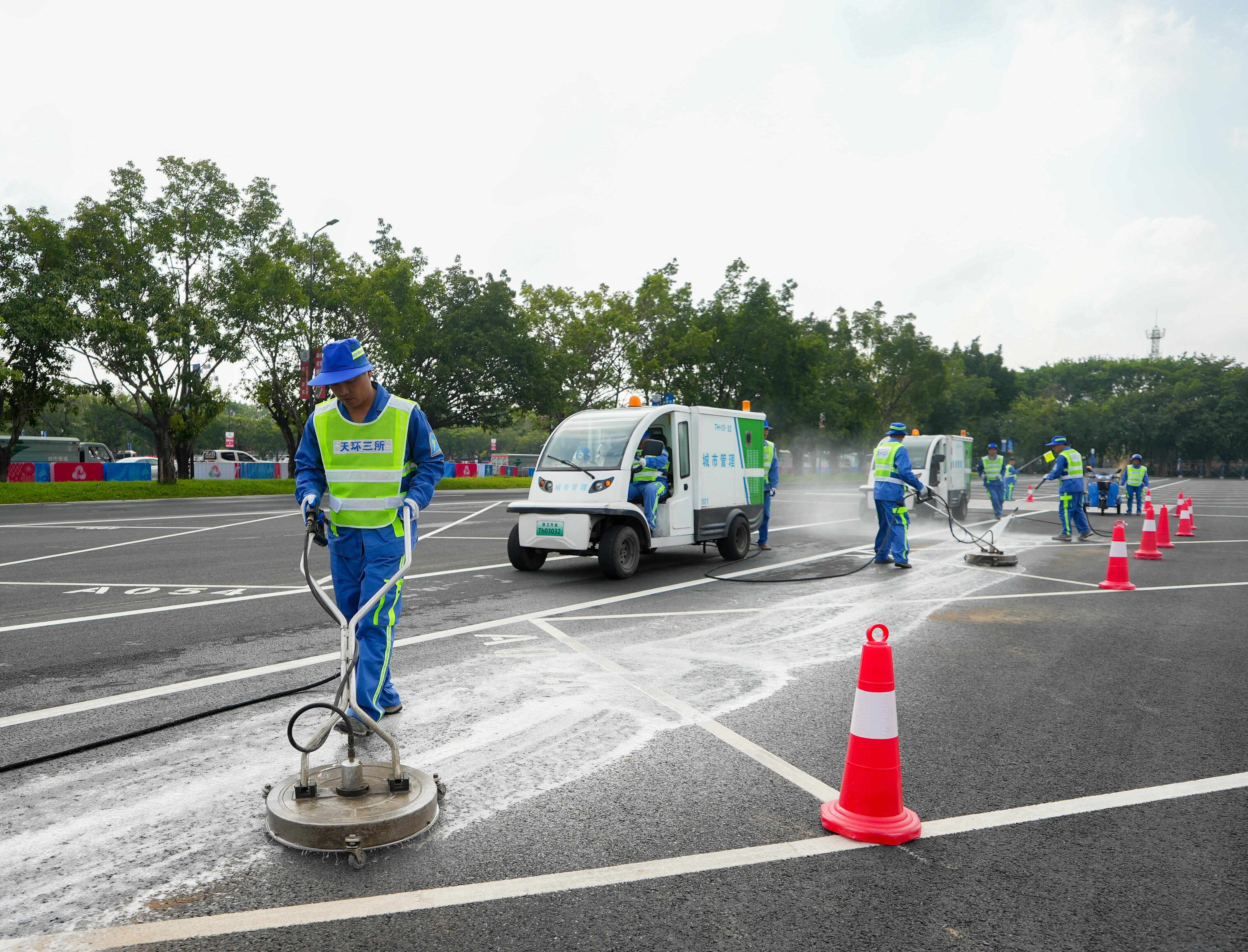 应急演练+提升“方便”广州天河以“席地可坐”市容环境迎接十五运会(图3)