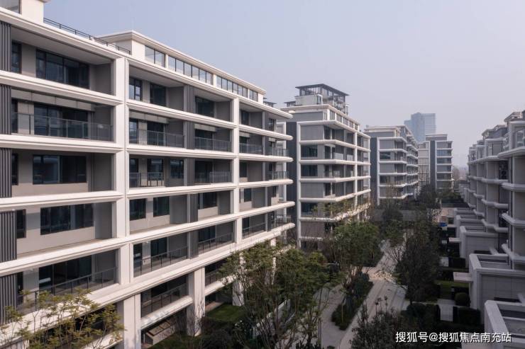 Kaiyun(中国体育):成都「信达麓湖左岸」售楼处热线:十月最新动态与项目深度解读核心优势与待优化细节全面剖析全方位购房指南助您明智置业(图1)