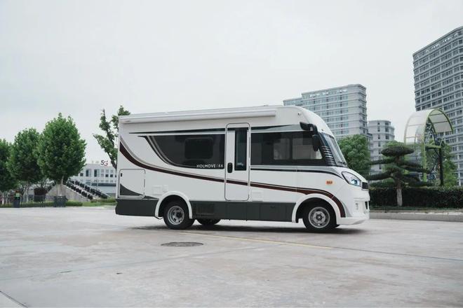 国内首款A型房车11月28亮相成都房车展优势太明显了(图3)