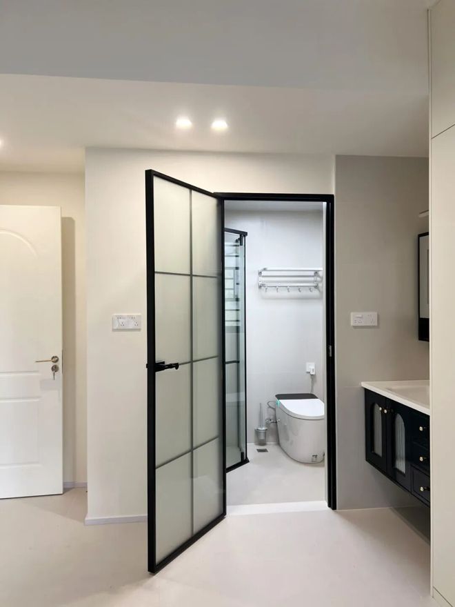 卫生间不用时门到底是开着好还是关着好?原来很多人都做错了(图2)