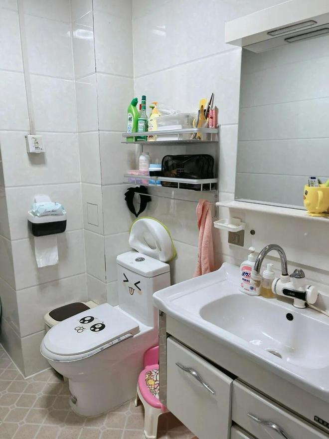 卫生间不用时门到底是开着好还是关着好?原来很多人都做错了(图3)