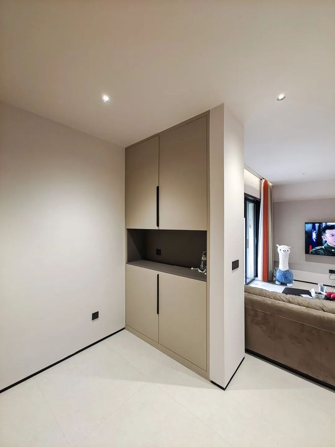 大横厅+观景阳台+多功能房98㎡现代简约三居室(图4)