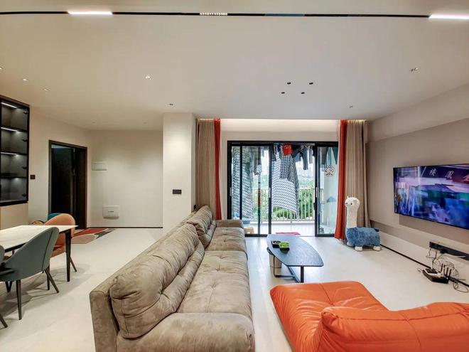 大横厅+观景阳台+多功能房98㎡现代简约三居室(图7)