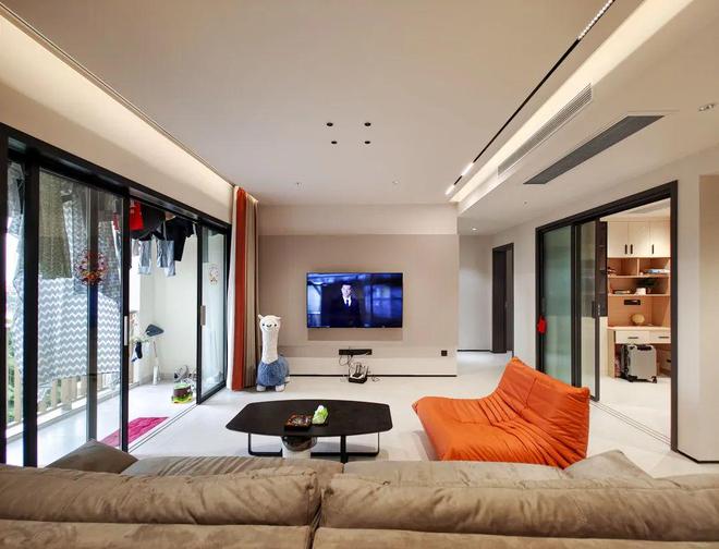 大横厅+观景阳台+多功能房98㎡现代简约三居室(图11)