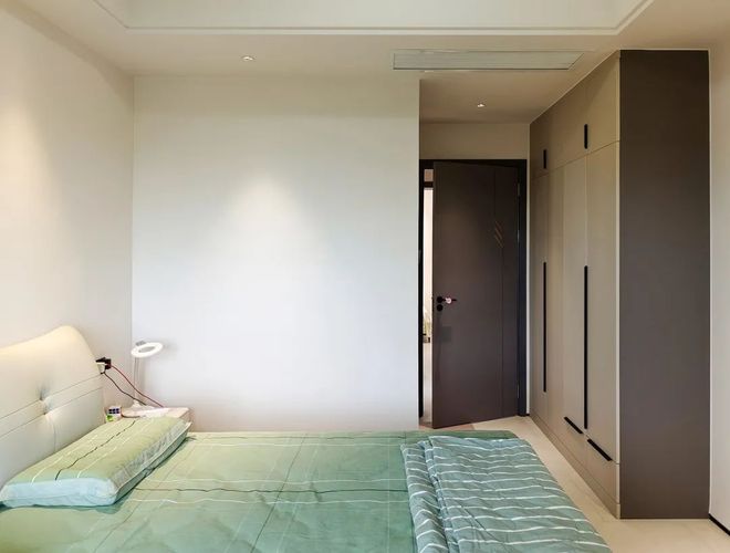 大横厅+观景阳台+多功能房98㎡现代简约三居室(图21)