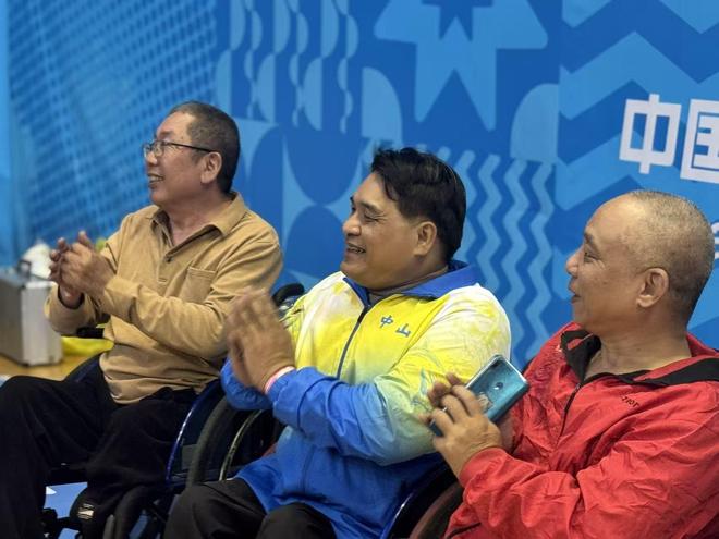 全国残特奥会｜无障碍座位上的掌声未曾缺席(图2)