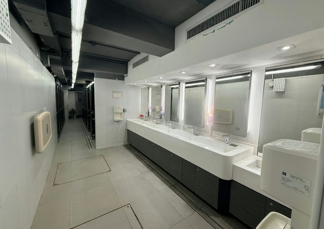 香港公厕界“奥斯卡”出炉!中环兰桂坊夺金这三间要避雷(图2)