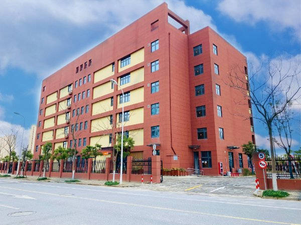 上海脑出血养老院有哪些？上海闵行区浦江鲁坤养老院专人照护+应急响应安心托养之选!(图1)