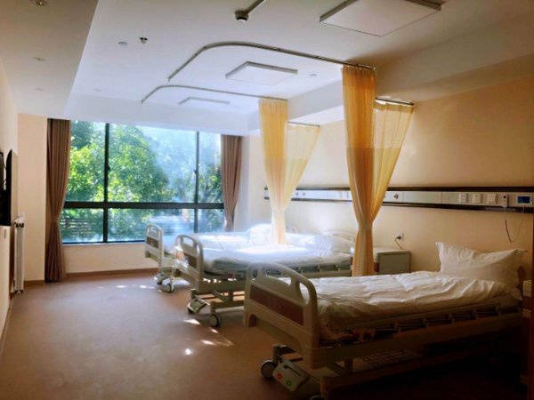 Kaiyun体育网站：失能卧床伴癌症护理上海哪家护理院性价比高？香树湾院专业正规临终关怀服务可用医保卡报销[2026最新](图1)