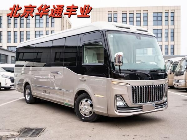 2025款红旗国悦12座现车的价格范围为65万至85万元(图2)