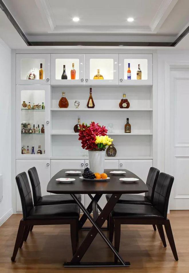 118平的现代简约风卫生间做到这样清爽宜人很舒适(图4)