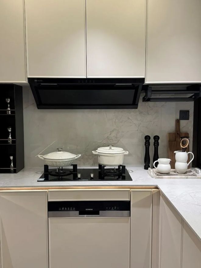 嘉定这个盘卷疯了！约16㎡阳台赠送、约96%实得率！(图13)