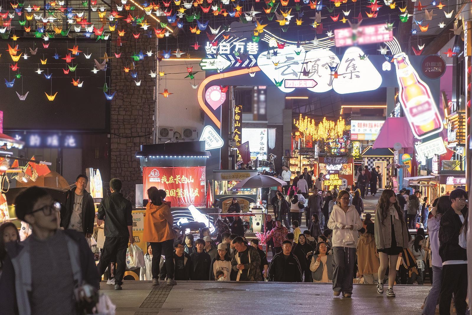 Kaiyun体育网站：沈白高铁开通这“泼天流量”长白山接住了(图2)