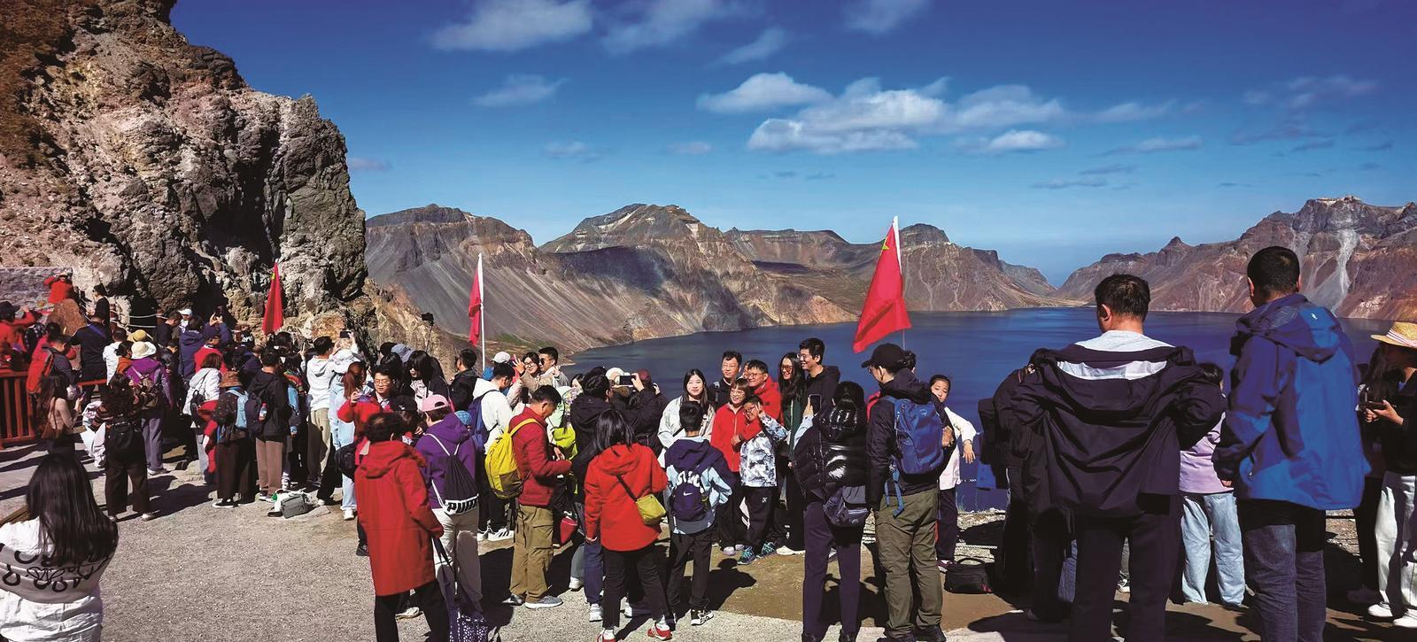 Kaiyun体育网站：沈白高铁开通这“泼天流量”长白山接住了(图4)