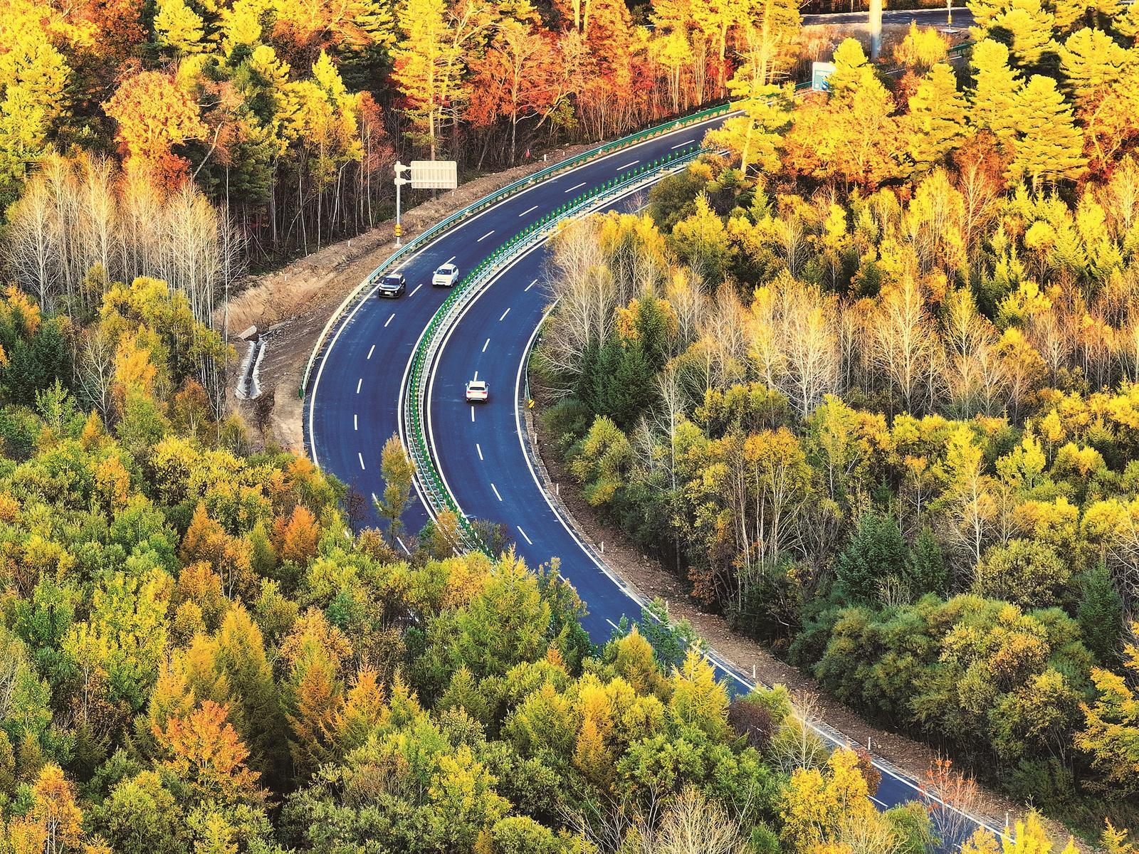 Kaiyun体育网站：沈白高铁开通这“泼天流量”长白山接住了(图9)