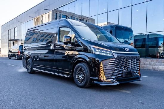 Kaiyun体育网站：7座半隔断丰田海狮视野开阔空间大乘坐更惬意(42~85万)(图1)