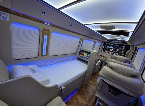 Kaiyun（中国体育）：红旗国悦零首付购车当天审批当天可提车价(43-88万)(图6)