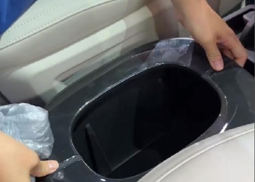 Kaiyun体育网站：移动厕所、淋浴房、足疗这些车企奇葩发明是创新还是噱头？(图3)