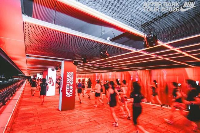 在上海10公里的夜跑里耐克如何赢得女性跑者的信任？(图4)