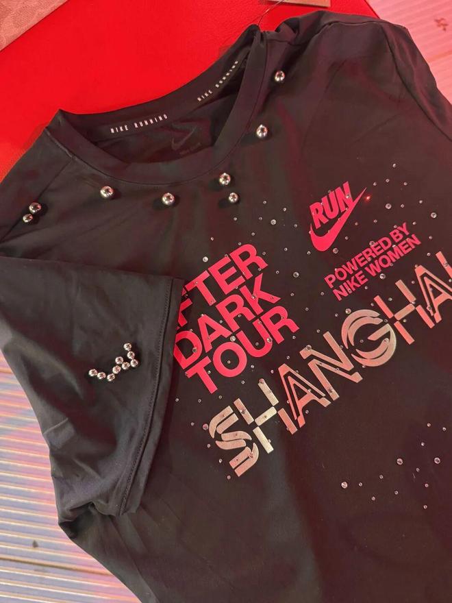 在上海10公里的夜跑里耐克如何赢得女性跑者的信任？(图7)